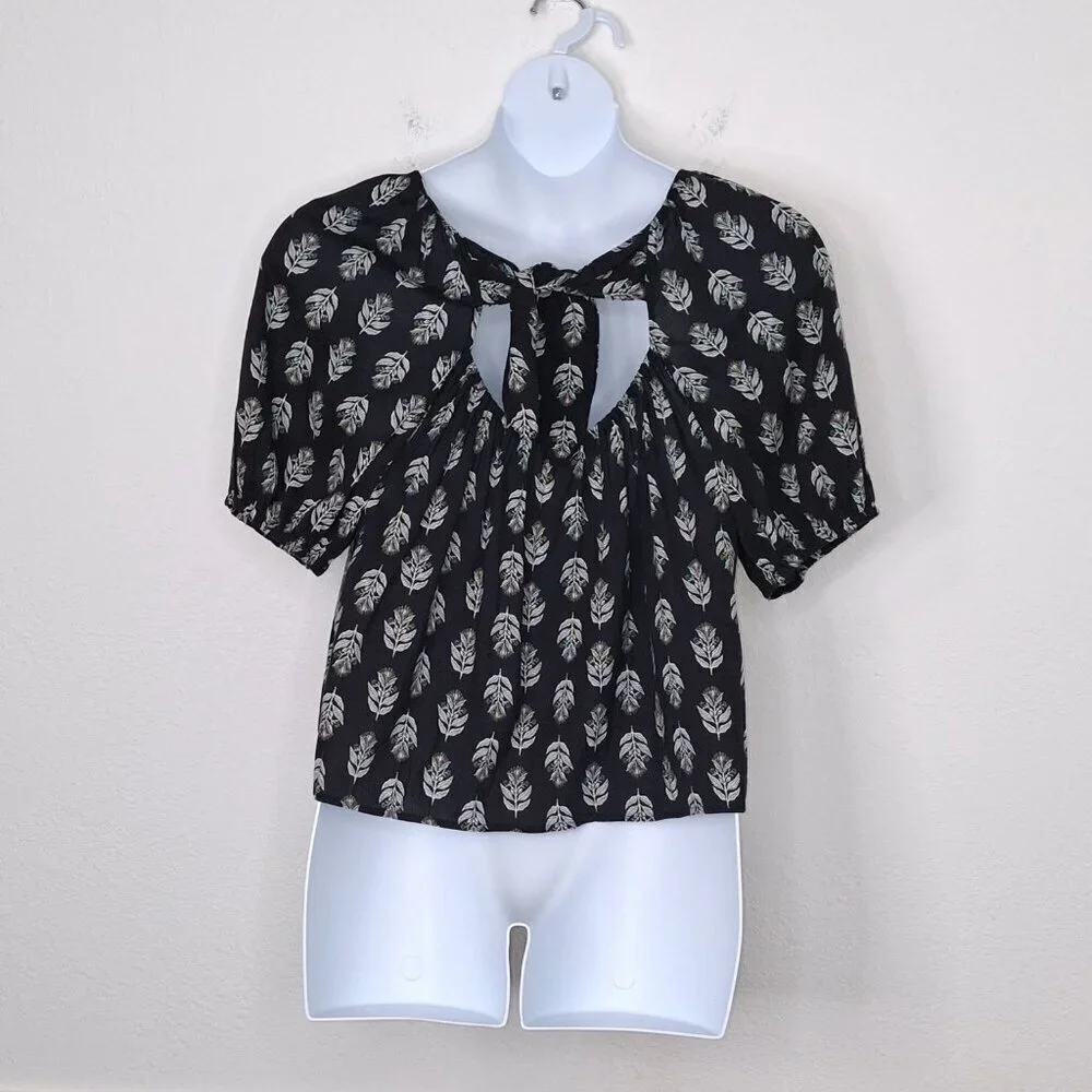 Old Navy Floral Blouse Sz L Puff Sleeve Flowy Tie Back Boho Coastal Neutral